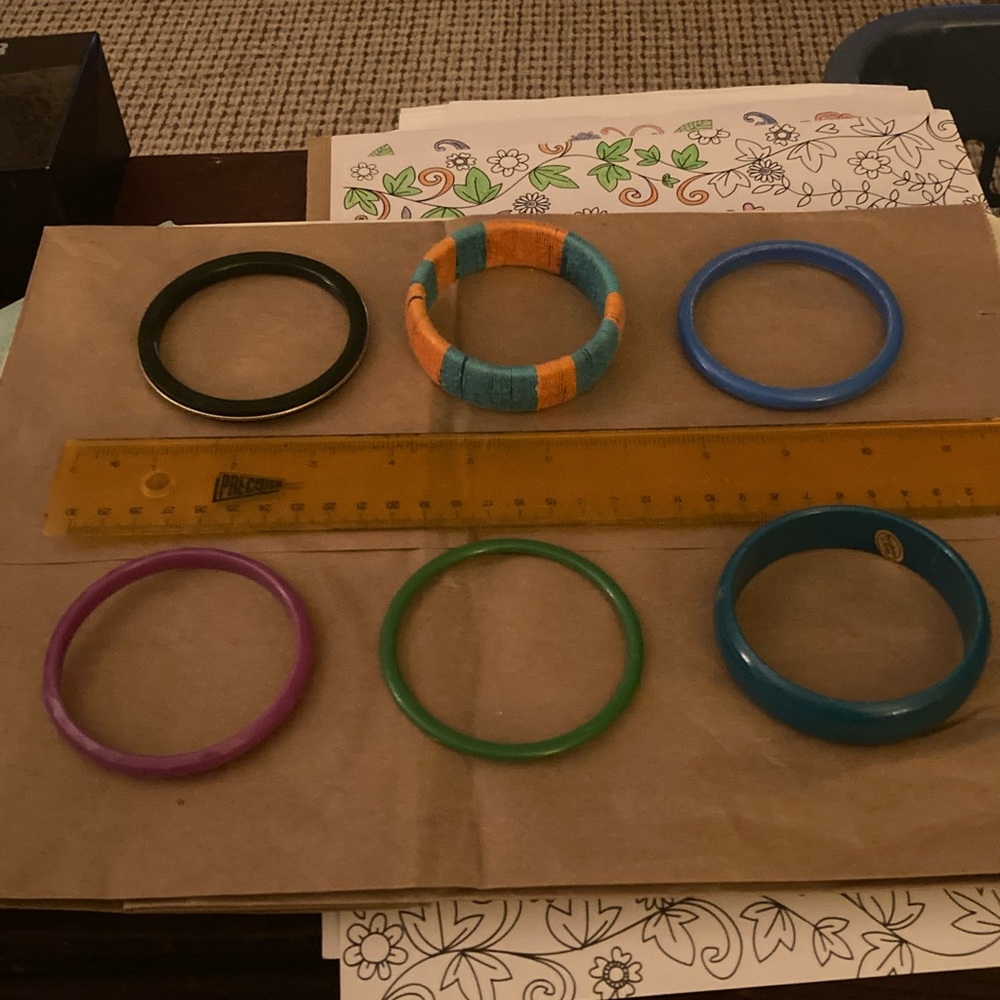 A Bundle of Bangles - 30 total - Picture 3 of 13